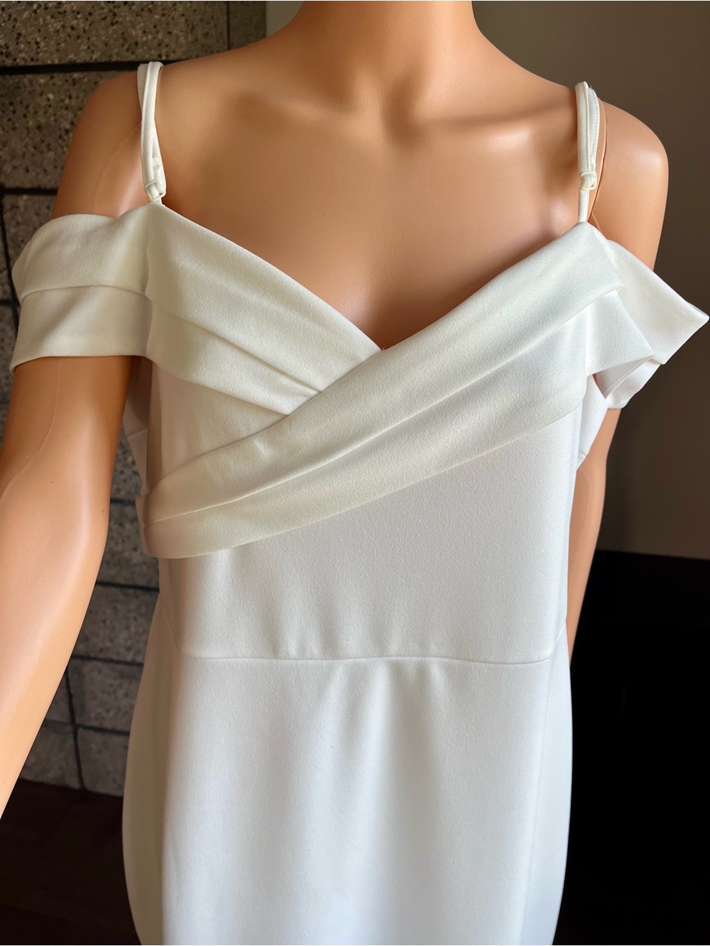 Rachael B White Cold Shoulder Crossover Midi Dress Plus Size 18 - Picture 3 of 7